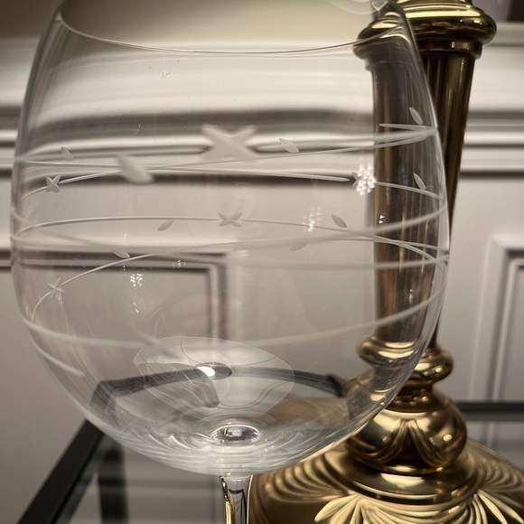 Lenox Crystal Etched Balloon Wine Glasses - Picture 3 of 6